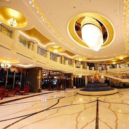 Xiangjiang Hotel Kunming Bagian luar foto