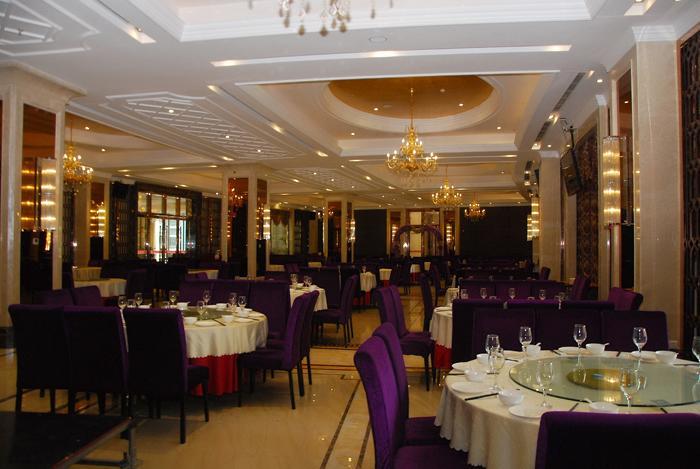 Xiangjiang Hotel Kunming Bagian luar foto