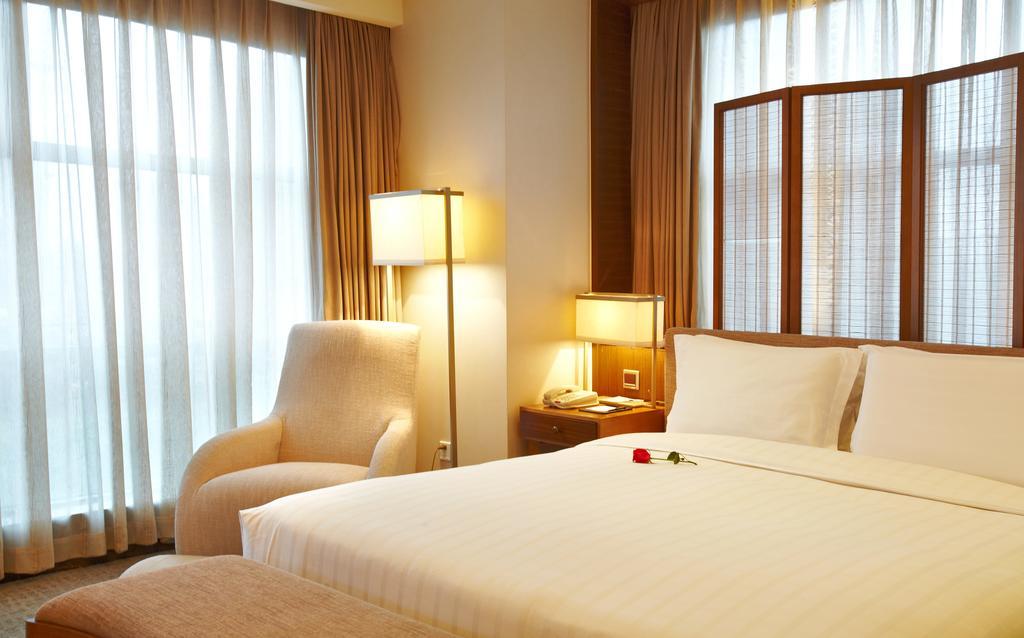 Xiangjiang Hotel Kunming Bagian luar foto
