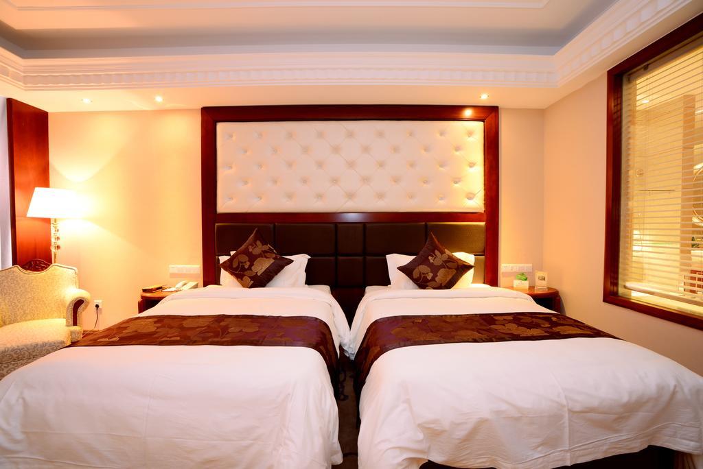 Xiangjiang Hotel Kunming Bagian luar foto