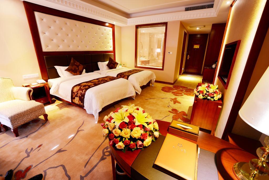 Xiangjiang Hotel Kunming Bagian luar foto