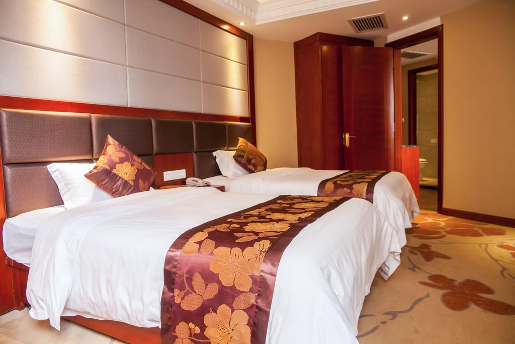 Xiangjiang Hotel Kunming Bagian luar foto